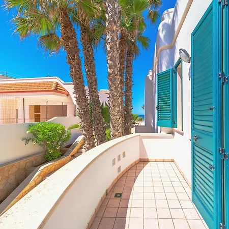 Oasi Sul Mare Aparthotel Torre Suda