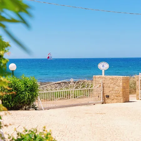 Oasi Sul Mare * Torre Suda